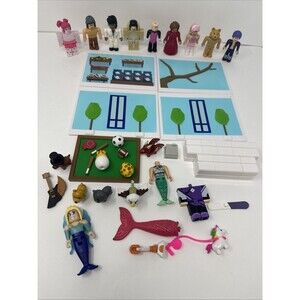 Large Mixed Lot Roblox Action Figures Character Toys With Accessories NO CODES